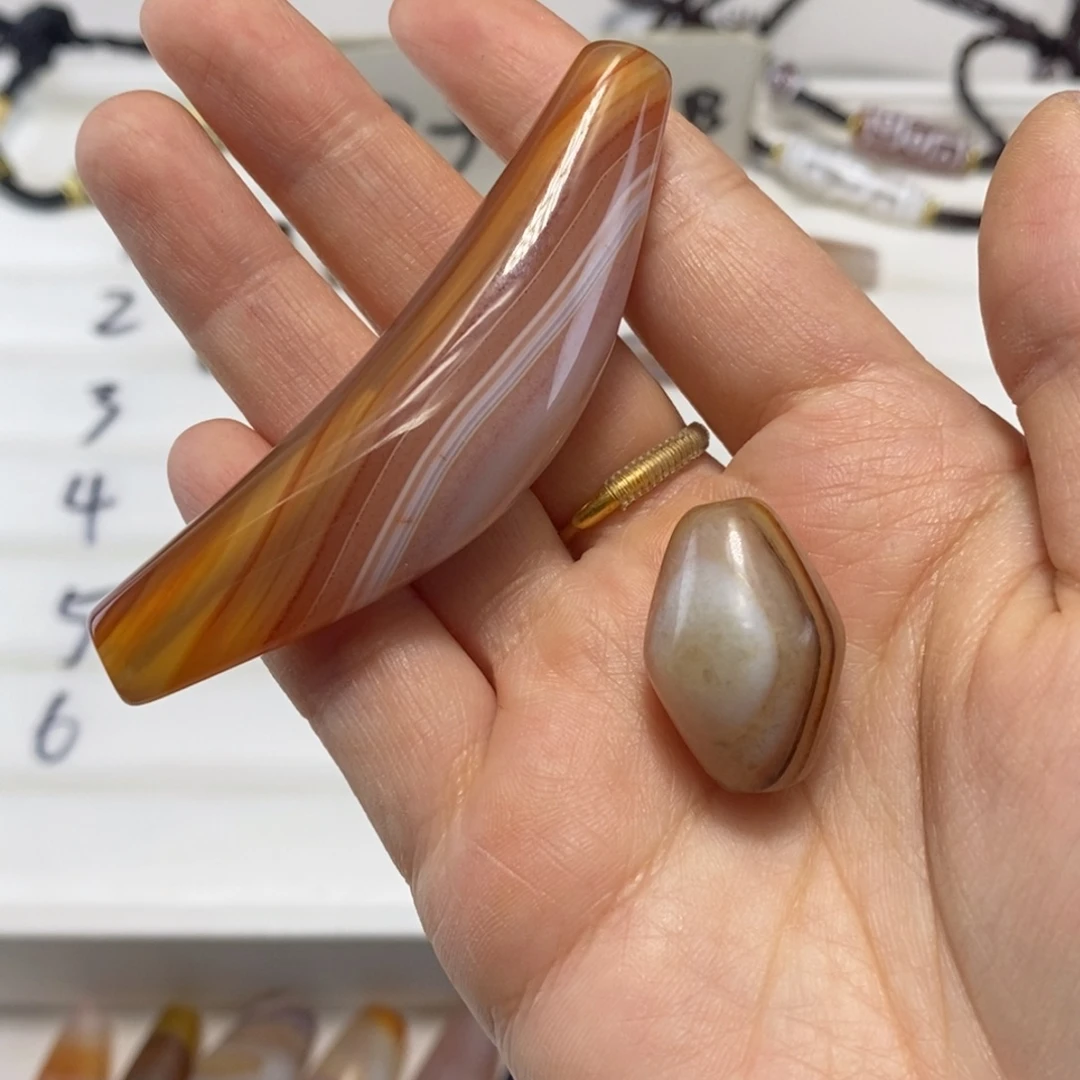 ，***，玛瑙/玉髓合金颈饰