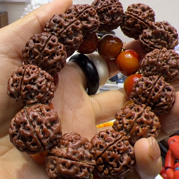 木质非金属1.6战红木老行