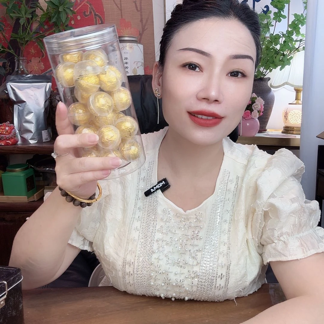 琉璃手工艺品黄精芝麻丸300克