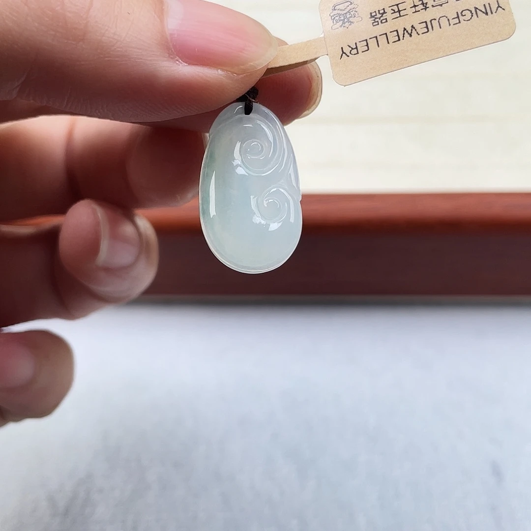 翡翠未镶嵌挂件翡翠