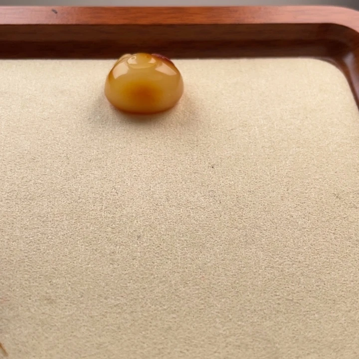 未镶嵌琥珀裸石好
