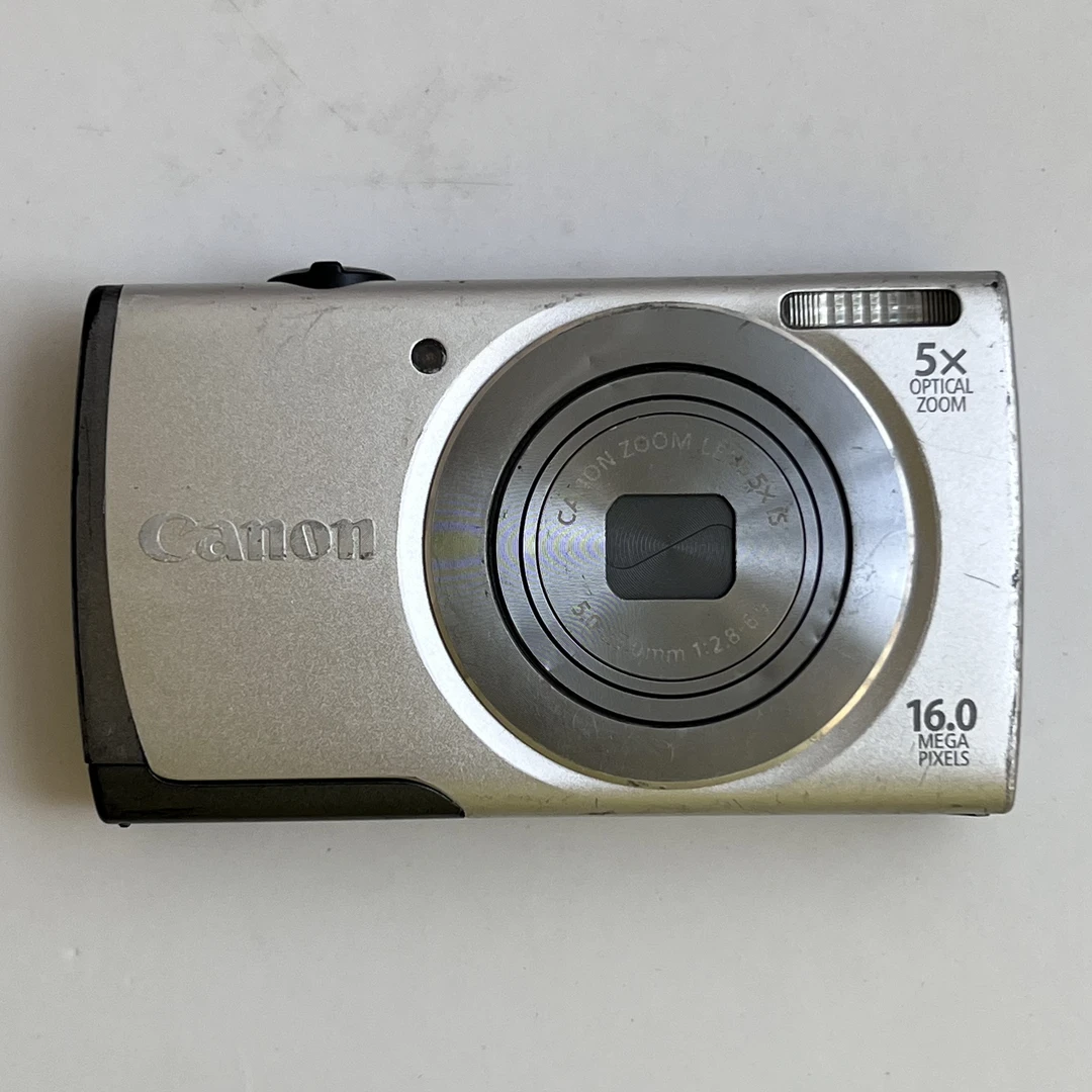 8新 Canon/佳能 佳能a3500银色微瑕