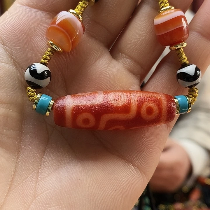 不***杆玛瑙/玉髓合金颈饰