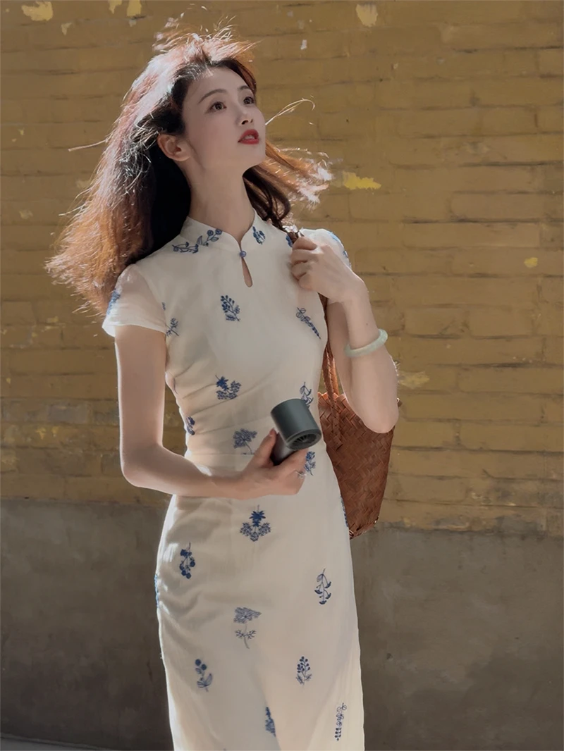 南溯集【珈蓝】新中式日常高腰小个子旗袍白色天丝刺绣春夏连衣裙