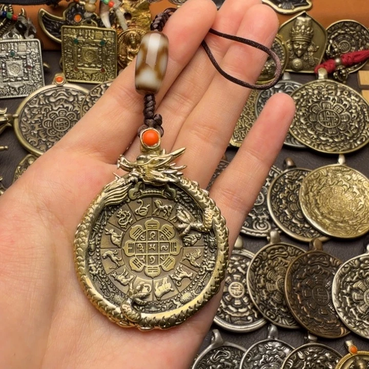 藏传文玩九宫如图