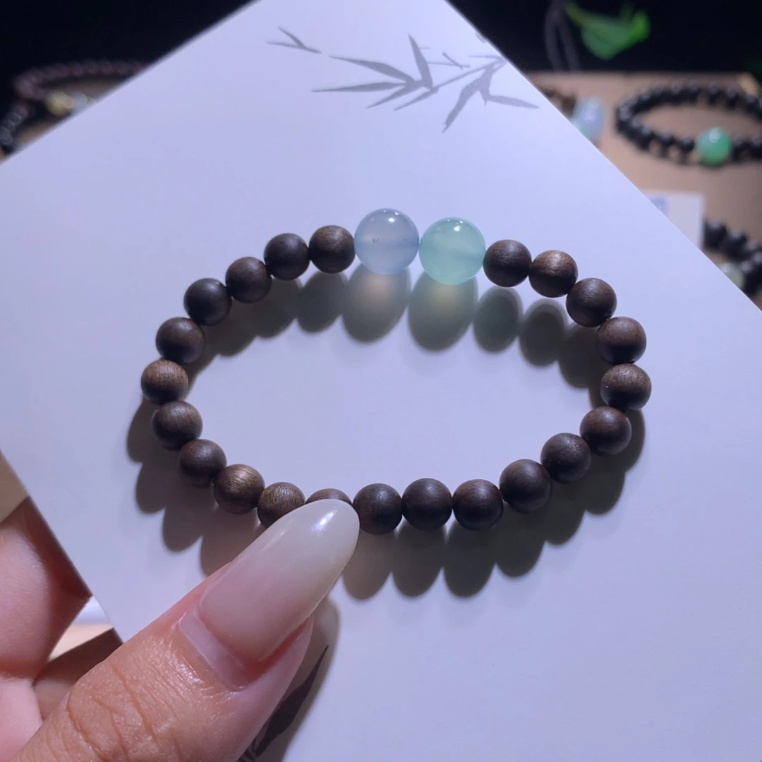 翡翠散珠天然缅A绿喝蓝紫卡9