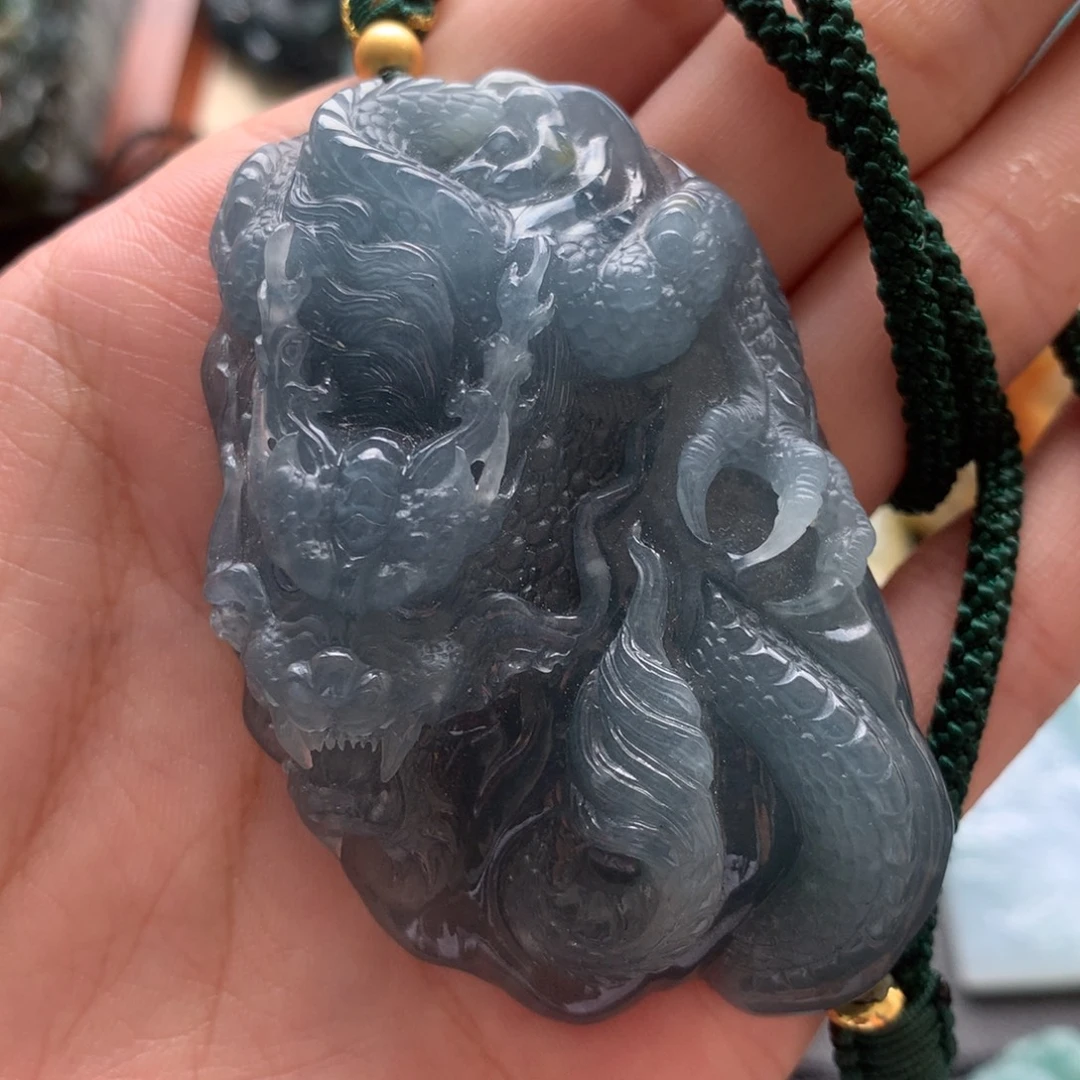 小***圈颈饰未镶嵌翡翠龙（买断）