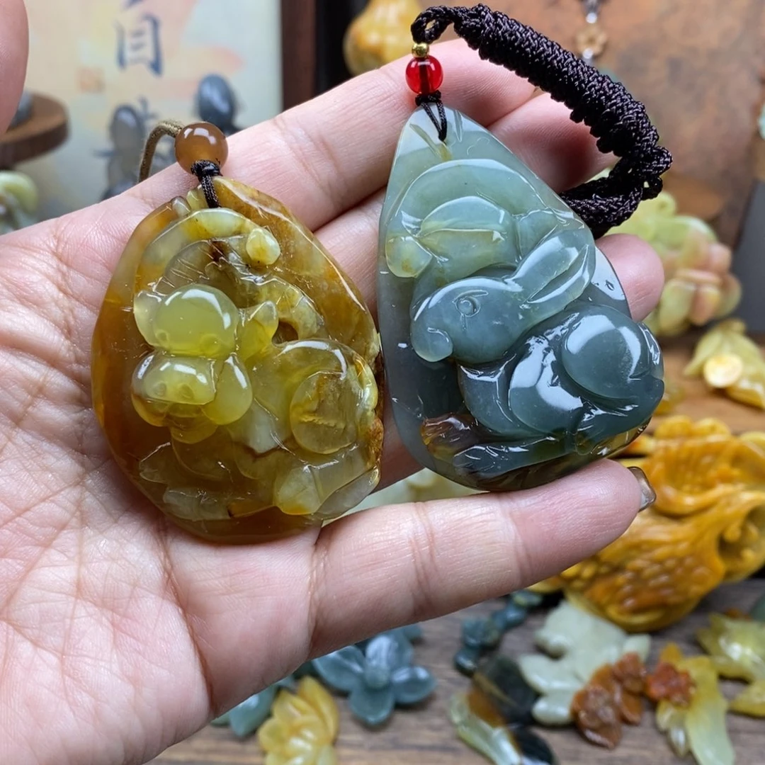 蛇纹石玉未镶嵌吊坠(不含链)微瑕