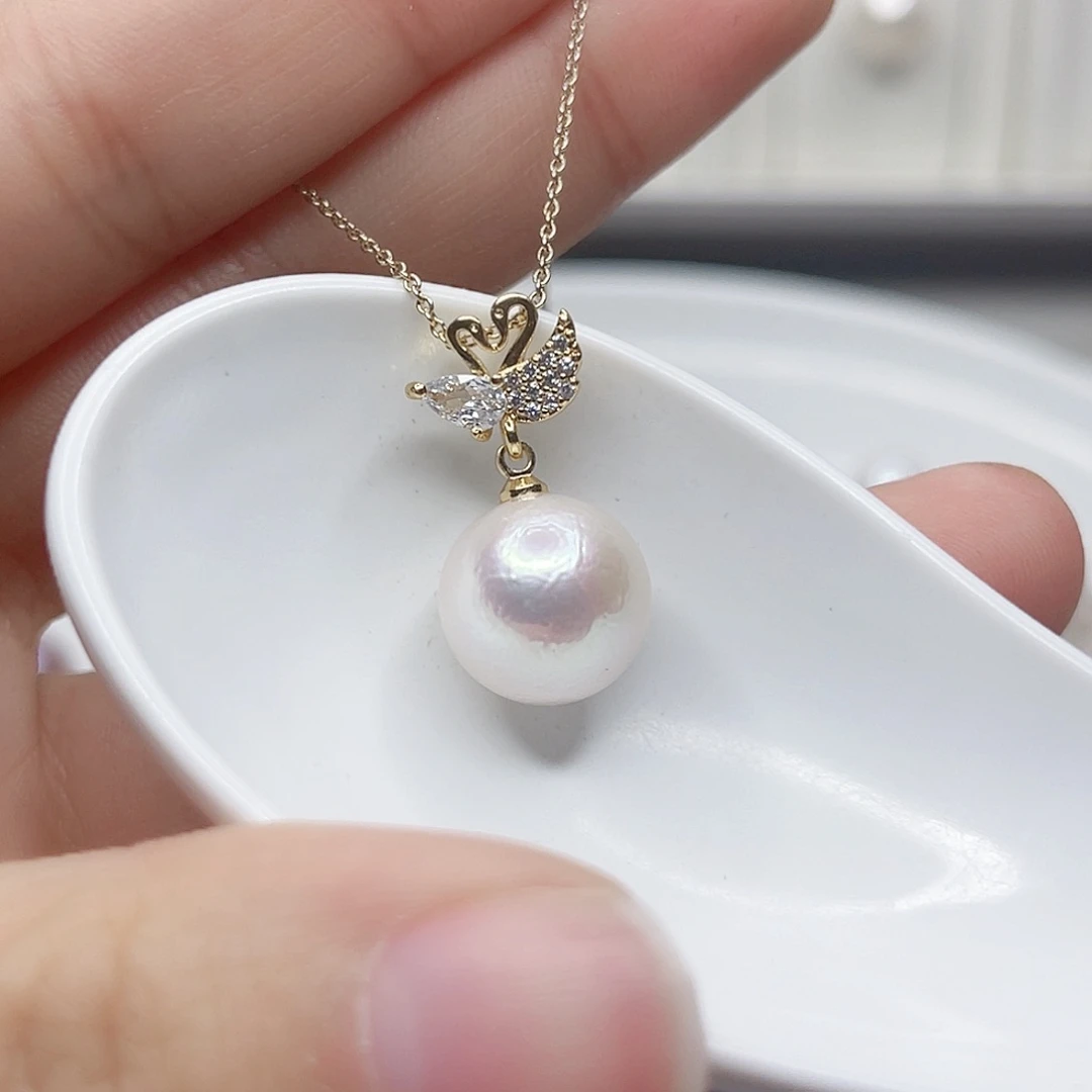 淡水珍珠吊坠(赠链)未镶嵌