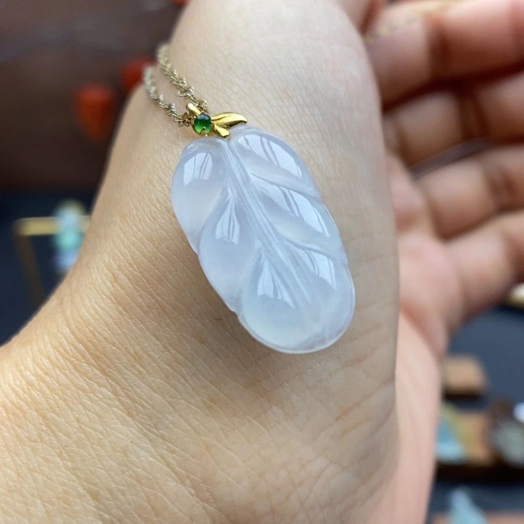 【闪购商品】颈饰18K金镶嵌翡翠11