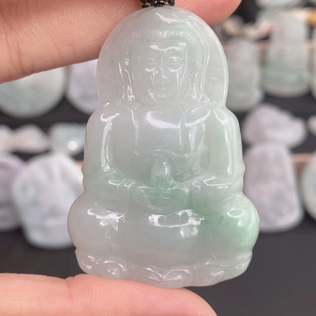 颈饰未镶嵌翡翠观音