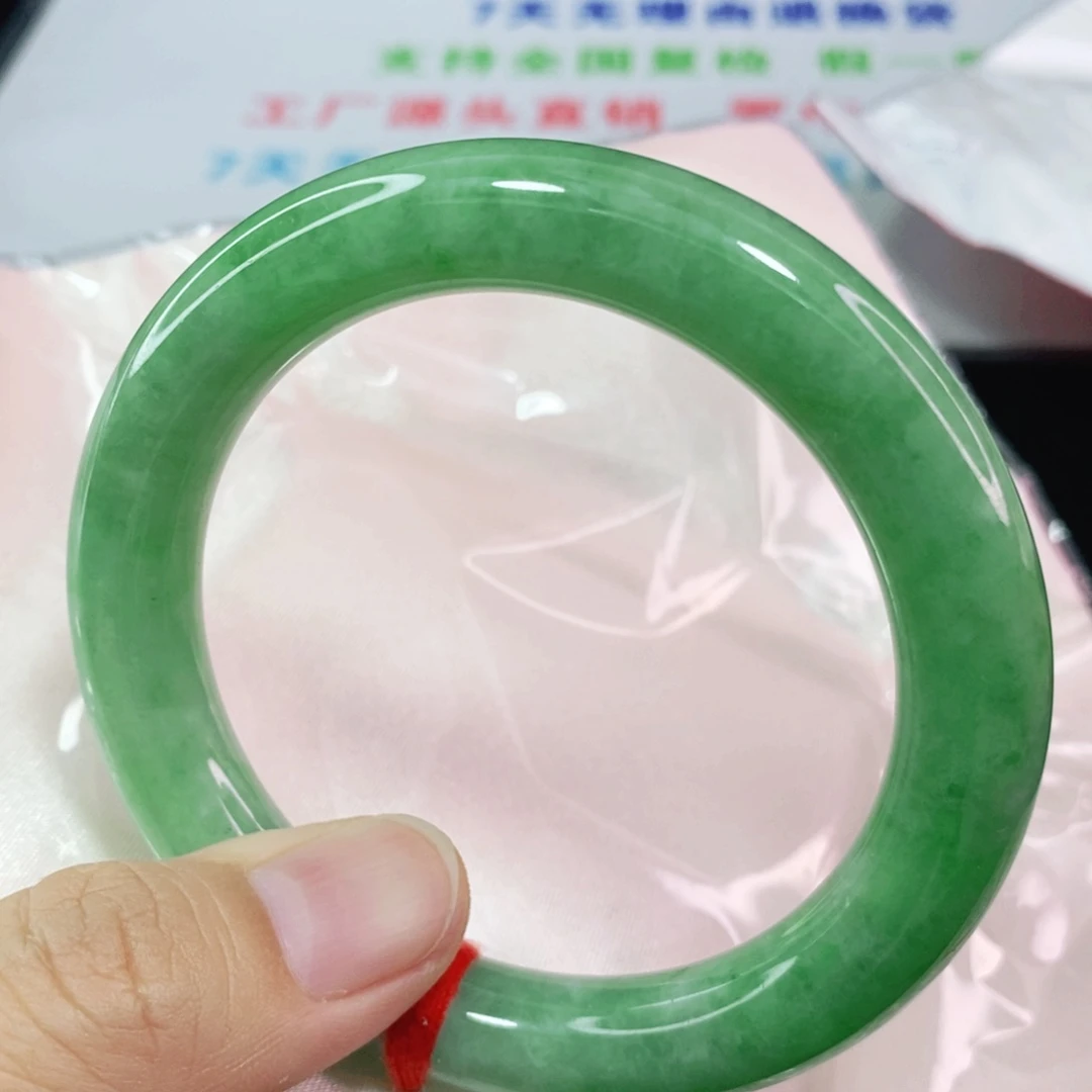 未镶嵌手镯翡翠?****卡56.2圈口圆条力推