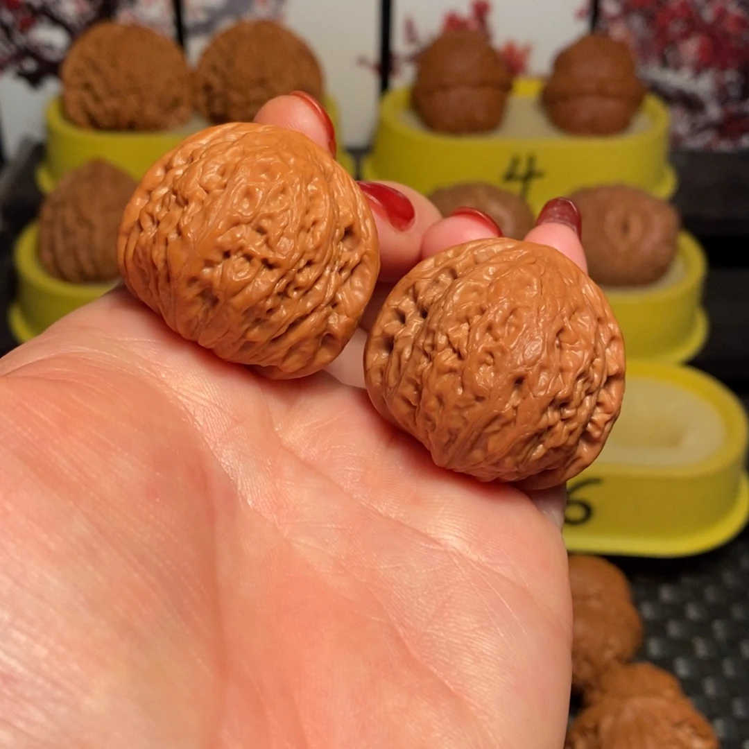 文玩核桃把件35尺铁锤核桃