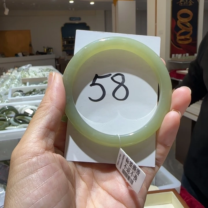 和田玉未镶嵌手镯878