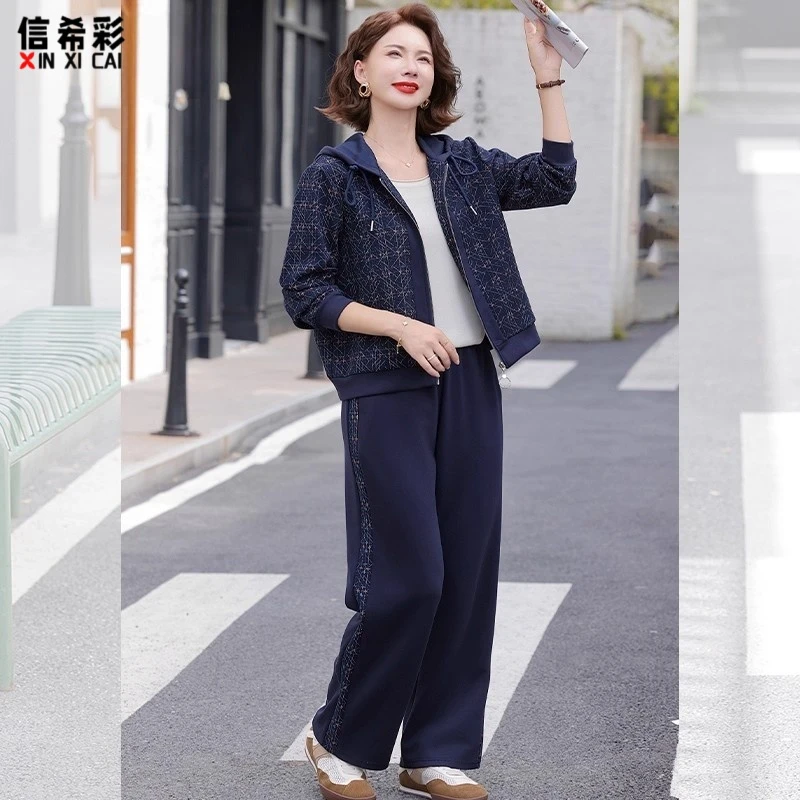 中年妈妈五十多岁洋气套装秋装运动服两件套中老年女春秋大码外套