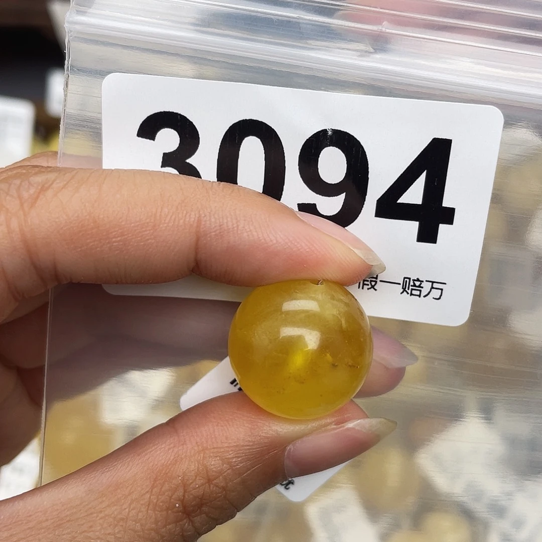 蜜蜡未镶嵌珠宝奇石粉18.4划痕