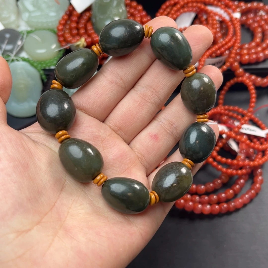 和田玉未镶嵌珠宝奇石