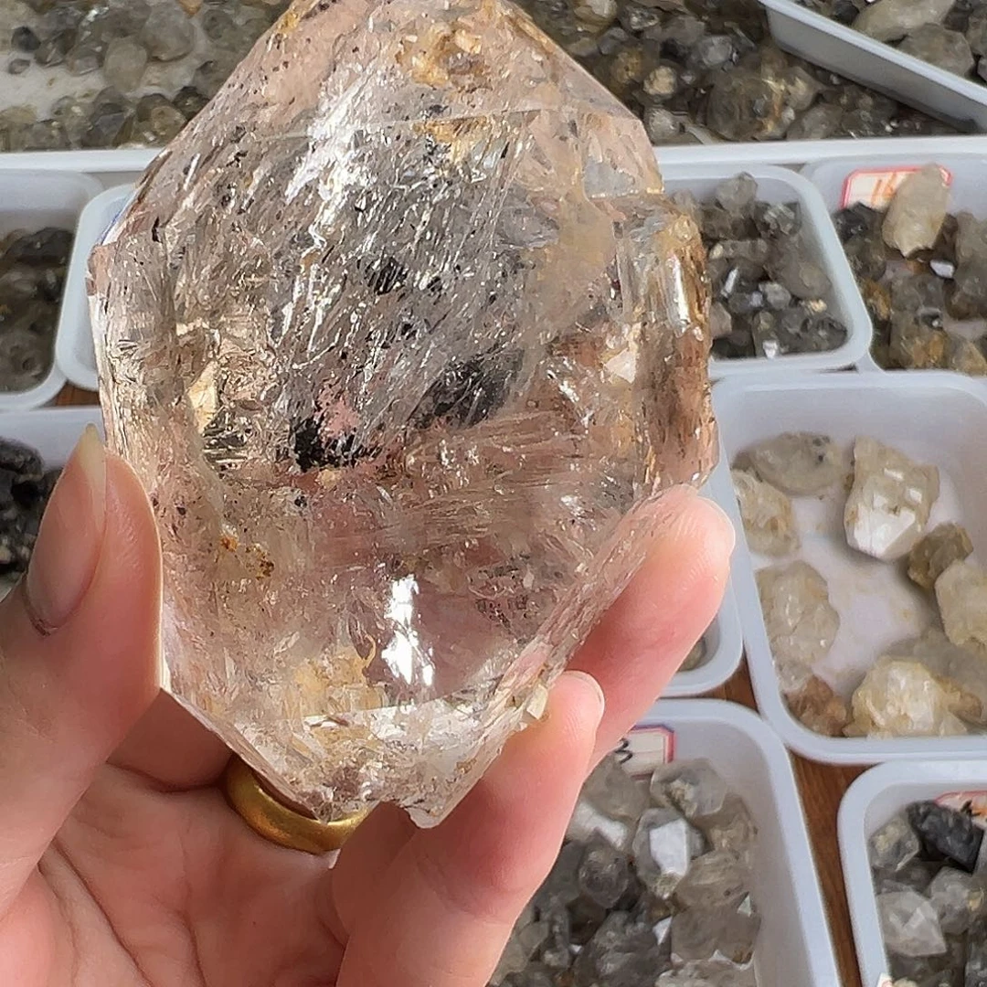 癸***癸有机玻璃闪灵水晶85