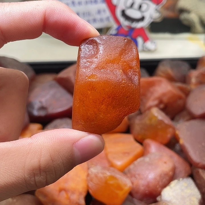 裸石琥珀未镶嵌吊坠