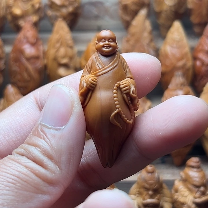 师***太橄榄核吊坠橄榄核