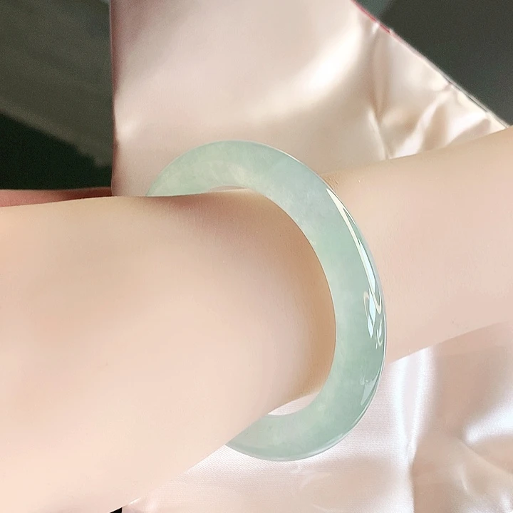翡翠未镶嵌手镯缅甸天然a货翡翠手镯110号