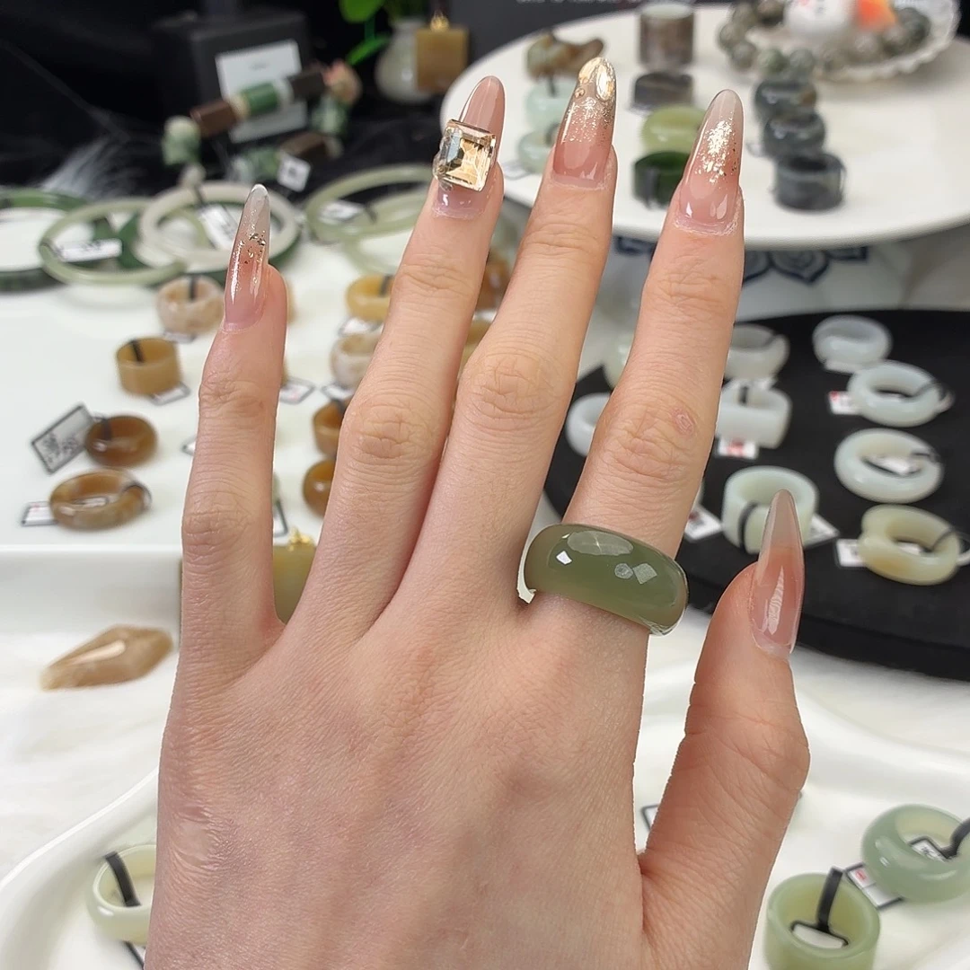 和田玉（糖玉）未镶嵌戒指j51湖水绿馒头17.3