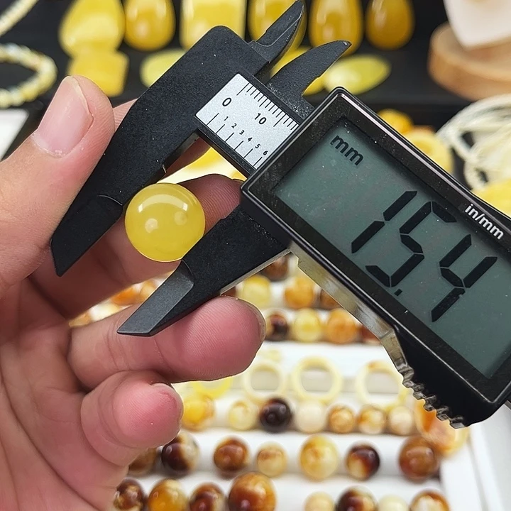 琥珀颈饰未镶嵌43
