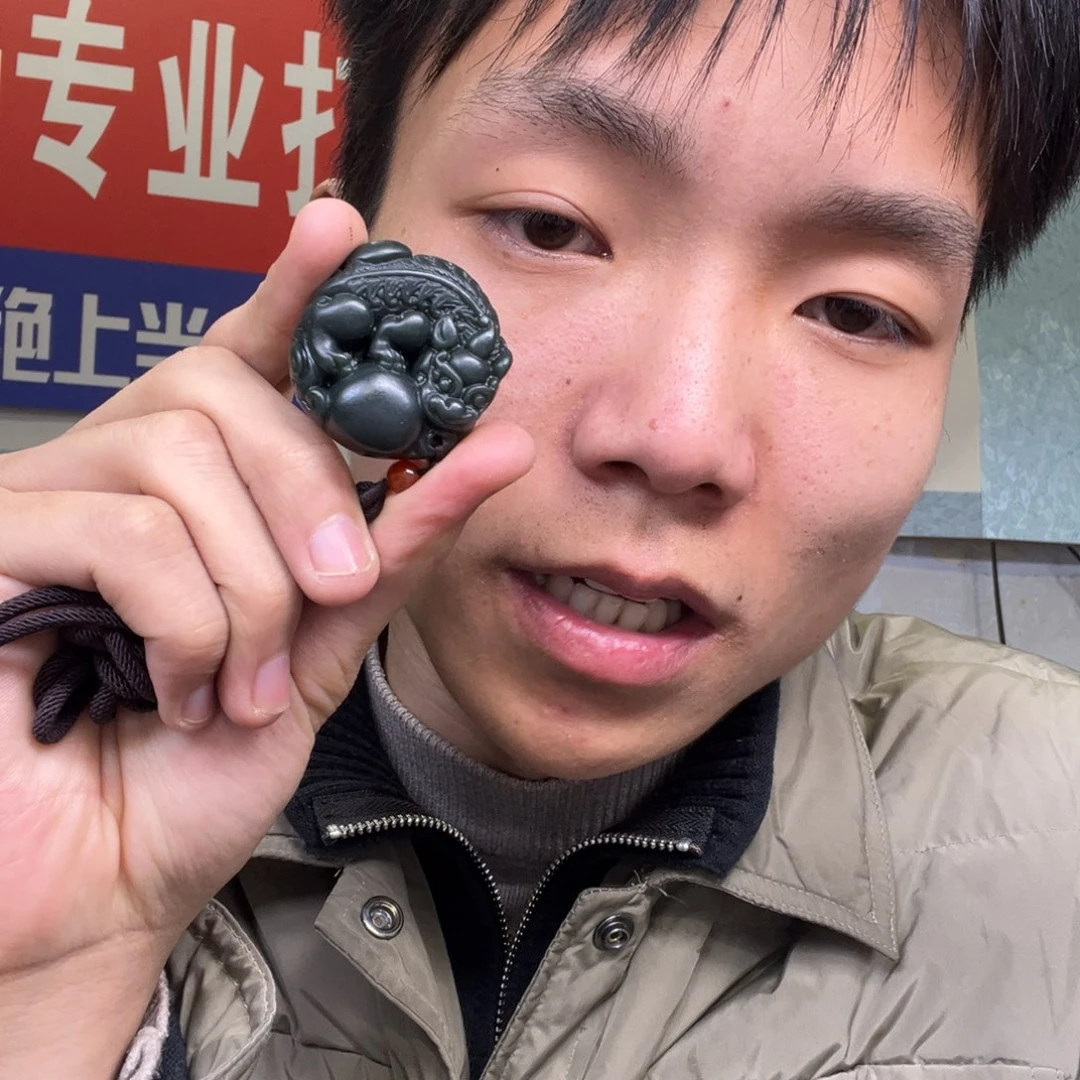 和田玉颈饰未镶嵌多样性新疆黑油青手工貔貅