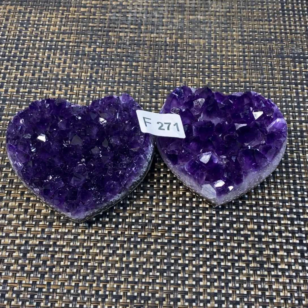 水晶摆件未镶嵌q****n摆件