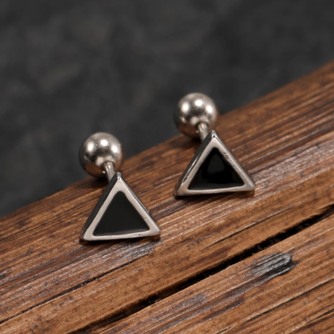 925银耳饰 简约三角形几何耳钉情侣款迷你冷淡风高级感银针耳骨钉
