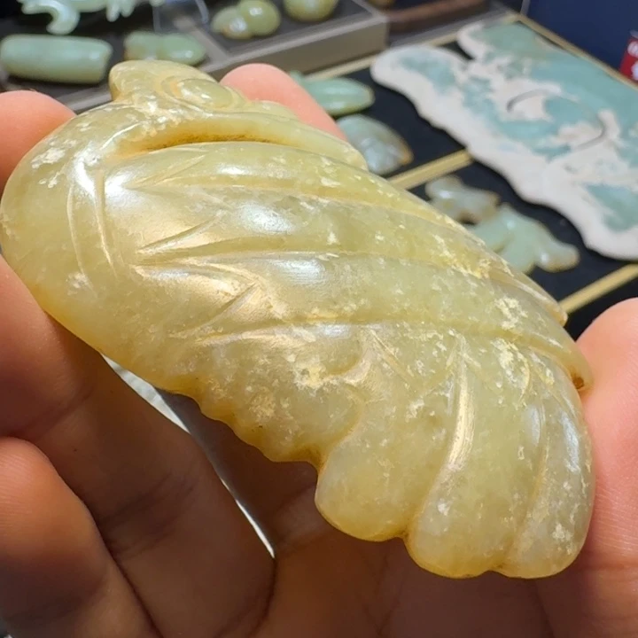 玉***音玉玉摆件回头凤器形