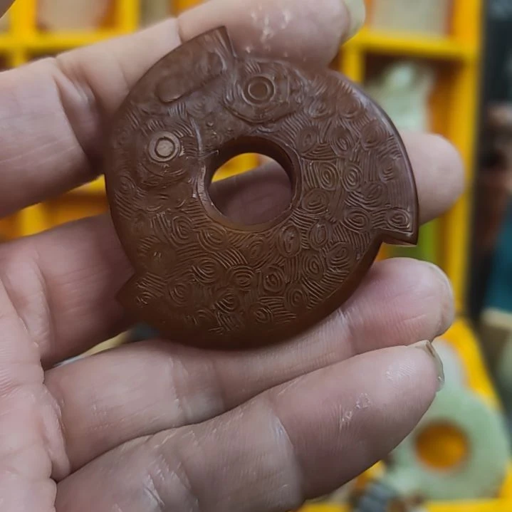 和田玉（糖玉）未镶嵌挂件