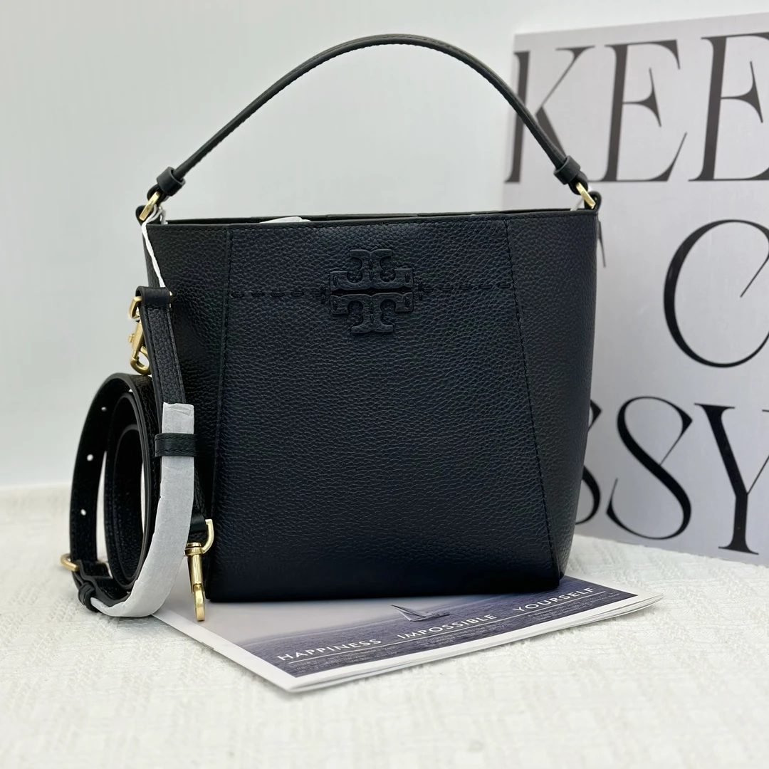 全新未使用 TORY BURCH/汤丽柏琦 McGraw黑色小号水桶包荔枝牛071