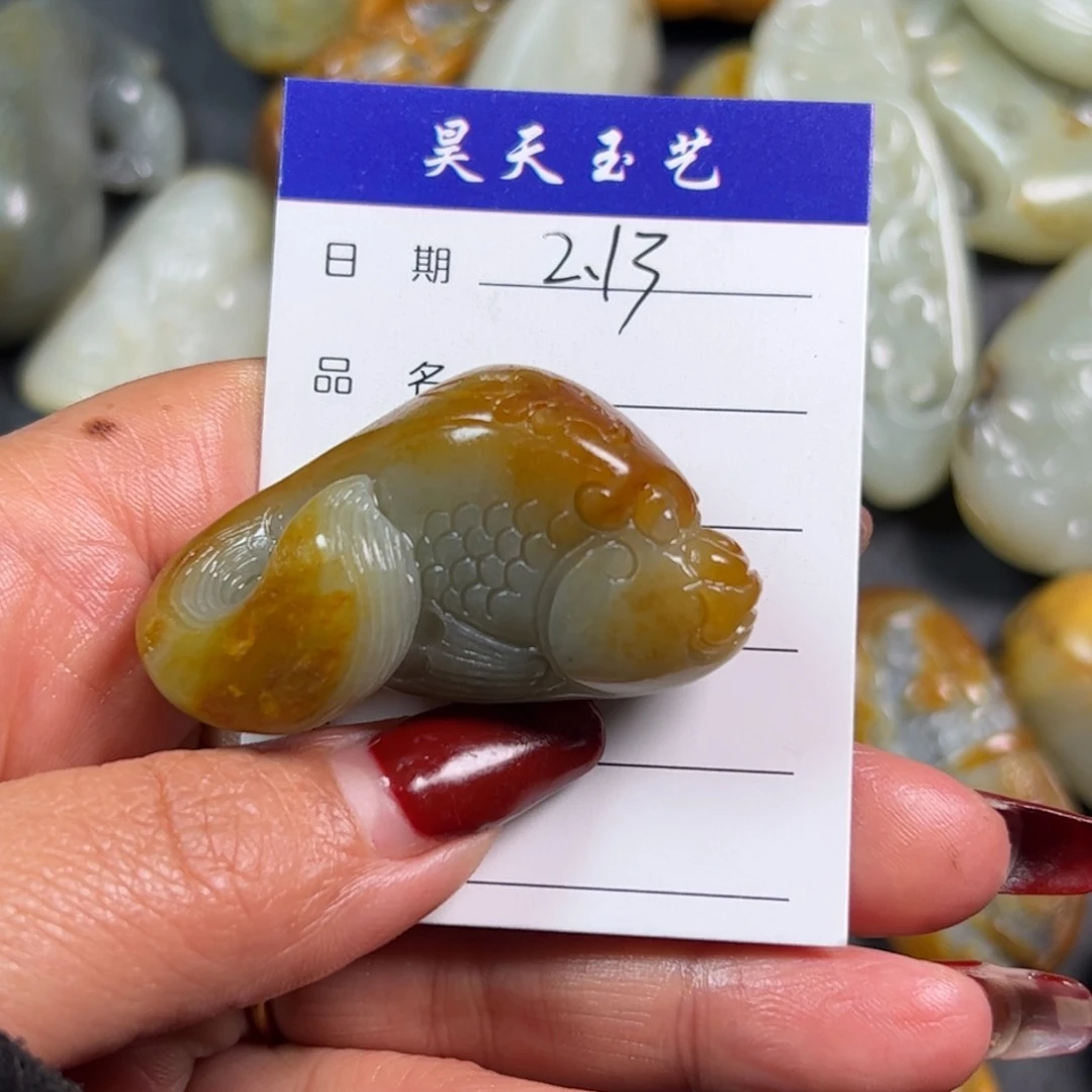 和田玉颈饰未镶嵌宗*