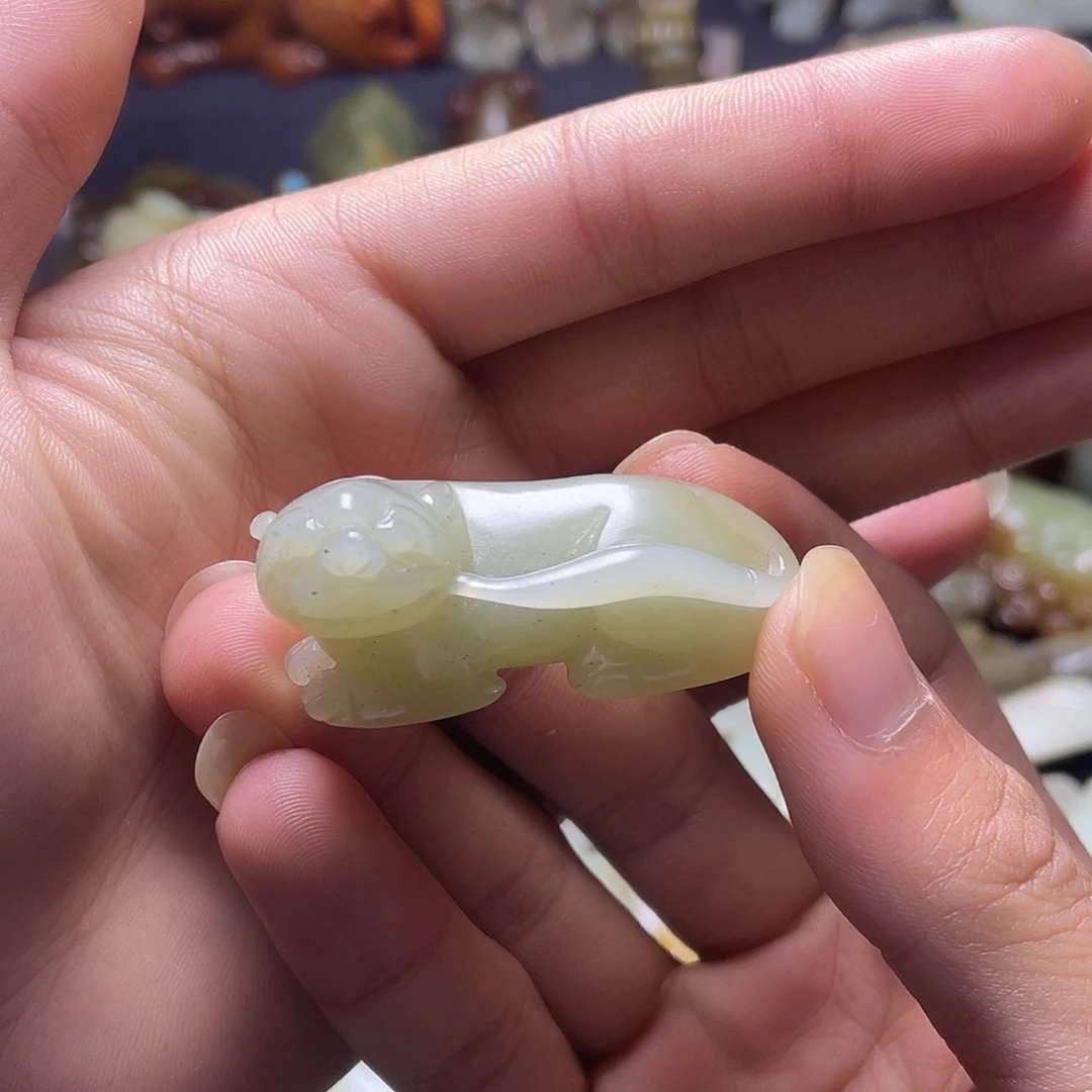 和田玉（糖玉）未镶嵌颈饰