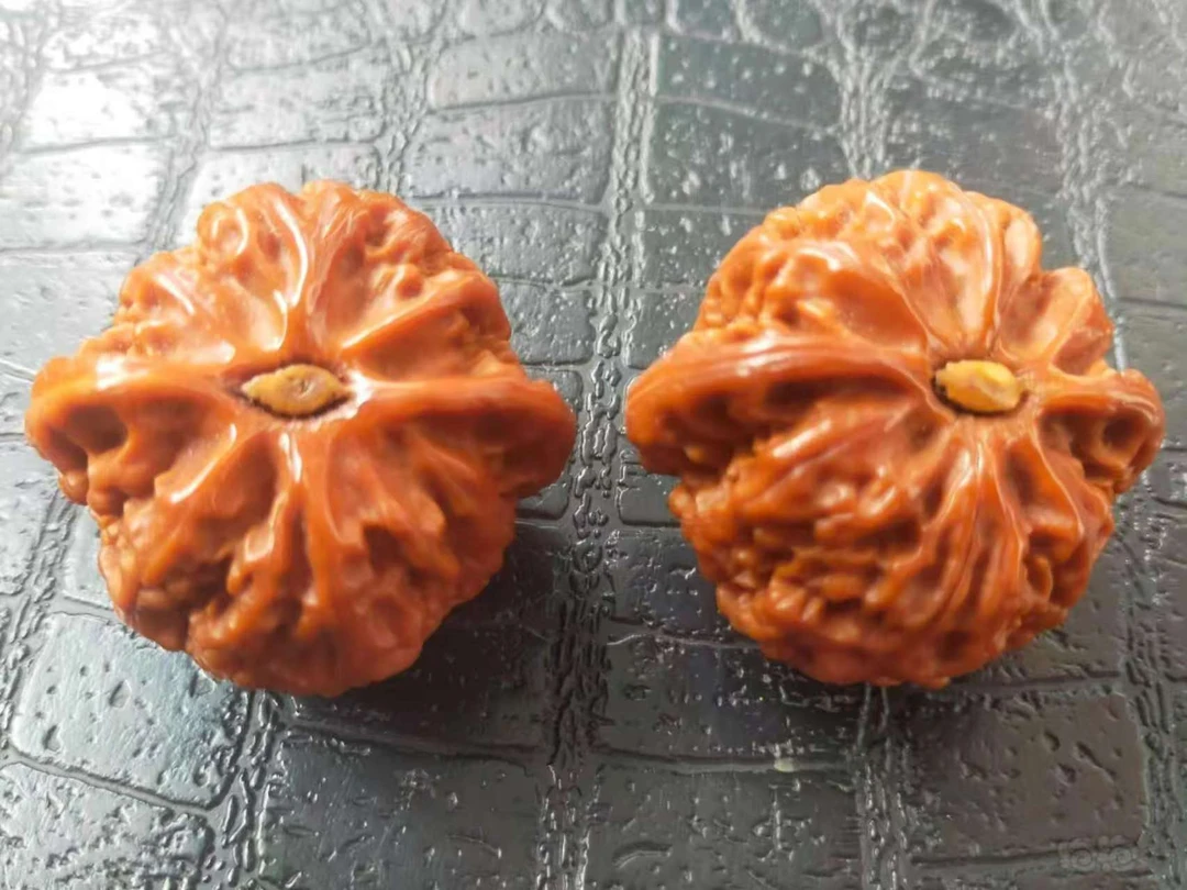 文玩核桃麻核桃手把件四座楼白狮子元宝磨盘蛤蟆头直播链接