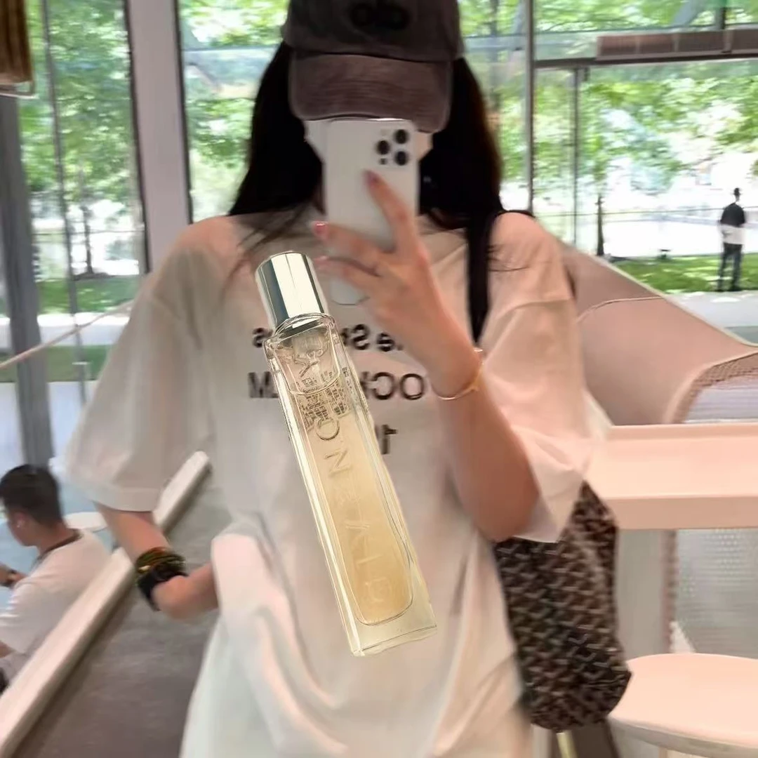 【纪梵香】气质时尚百搭T恤H106