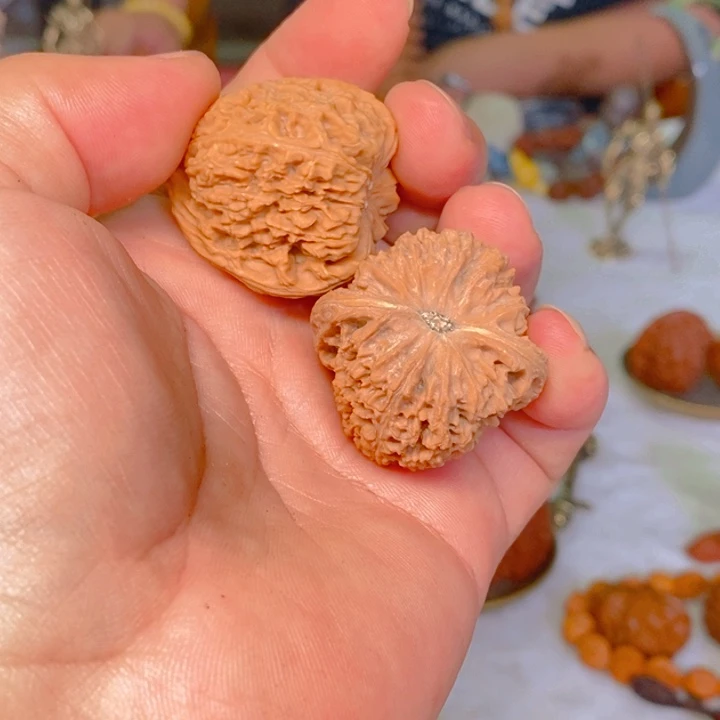 B***爽文玩核桃把件南疆