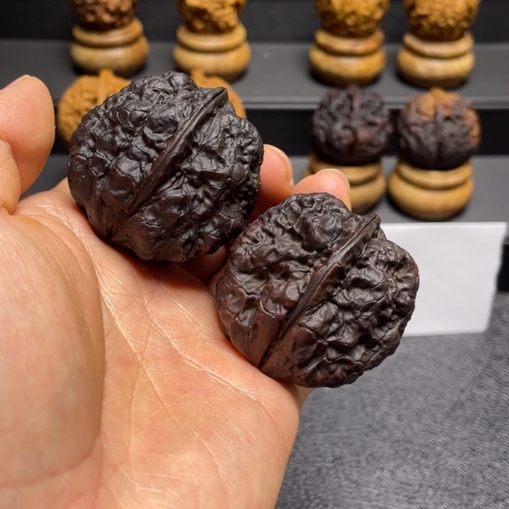 文玩核桃吊坠F九五43.8