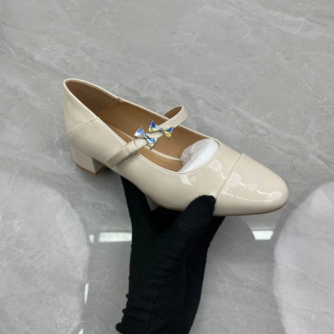 单鞋 女   72-82（孤品）g区36码