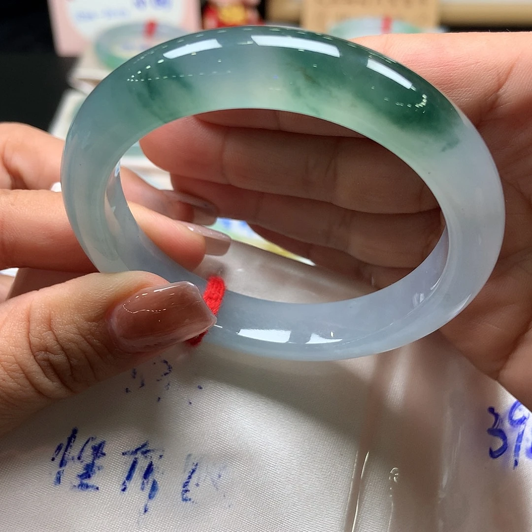 翡翠未镶嵌手镯66号