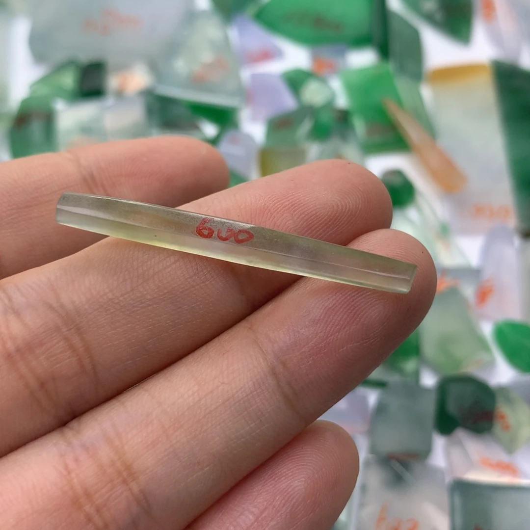 定制翡翠未镶嵌天然翡翠