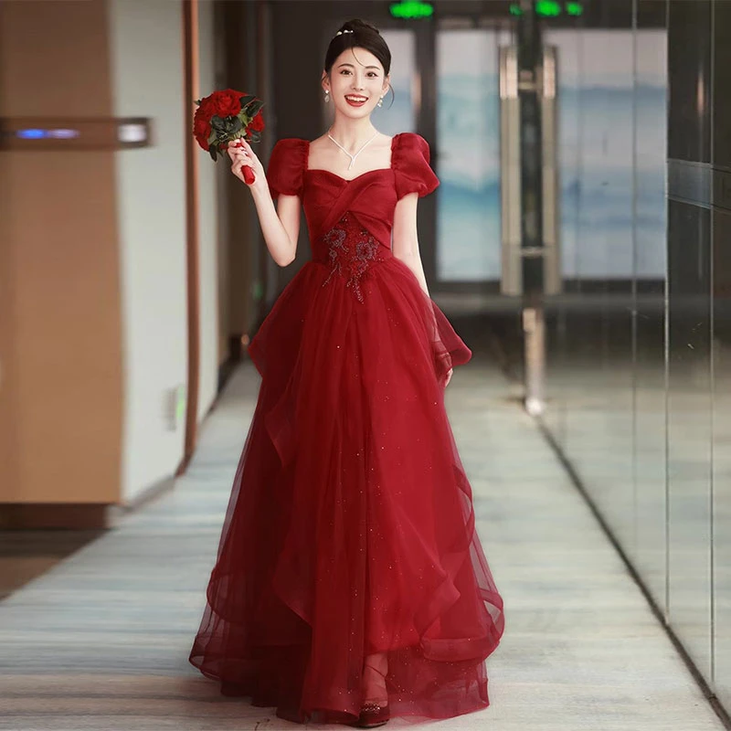 礼服女装高端2025新款宴会红色订婚晚礼服轻奢小众高级夏季婚纱裙