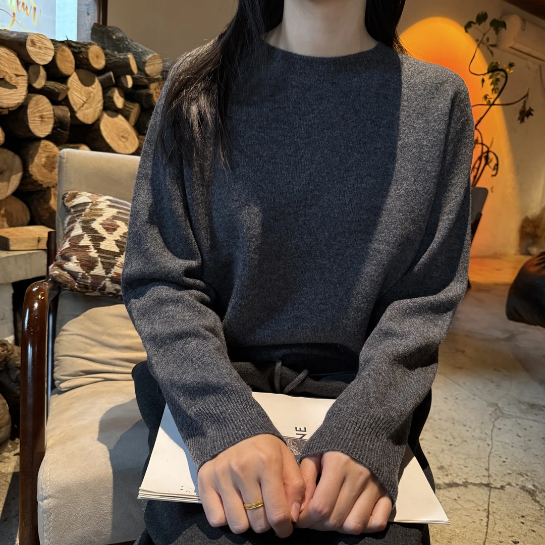 宸渡新款《圆领套头羊毛衫》