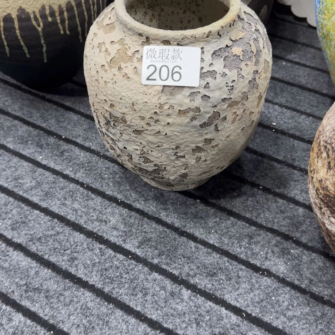 西***人摆件花瓶默认无孔编码微瑕206