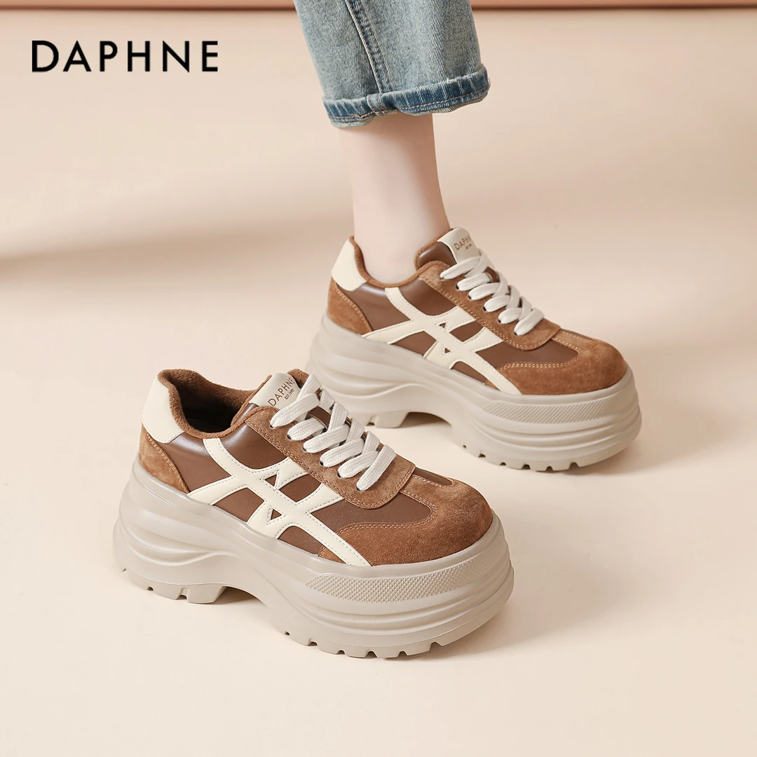 达芙妮德训鞋女冬季2025新款加绒保暖厚底休闲板鞋小个子显高棉鞋