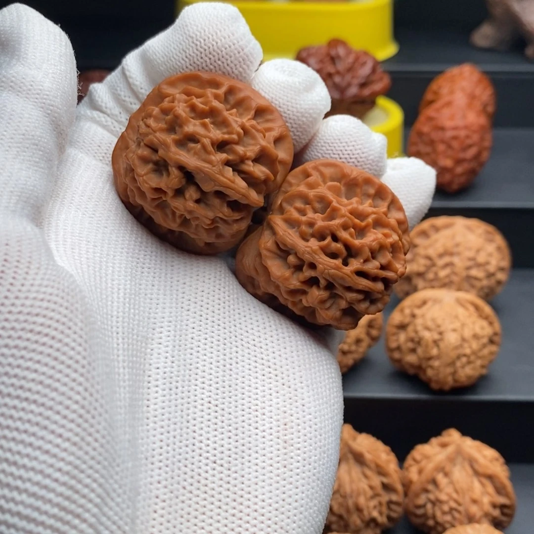 把件文玩核桃尽****?秦闷38