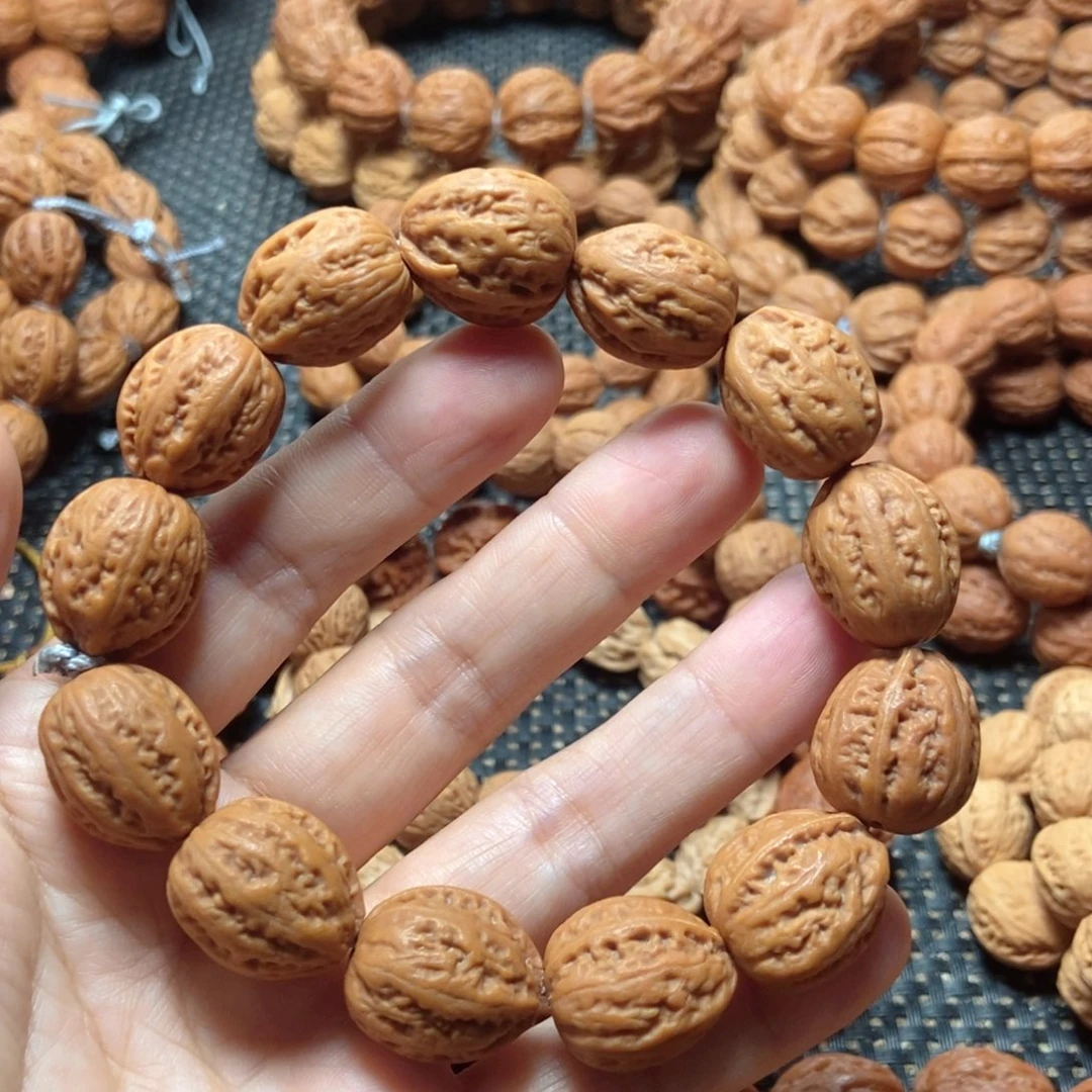 吊坠文玩核桃八棱手串