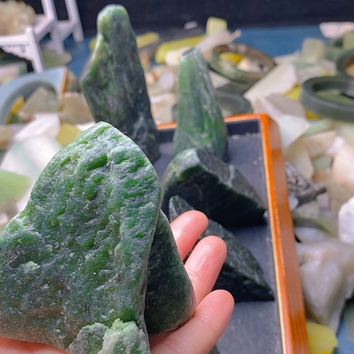 未镶嵌手镯和田玉（糖玉）