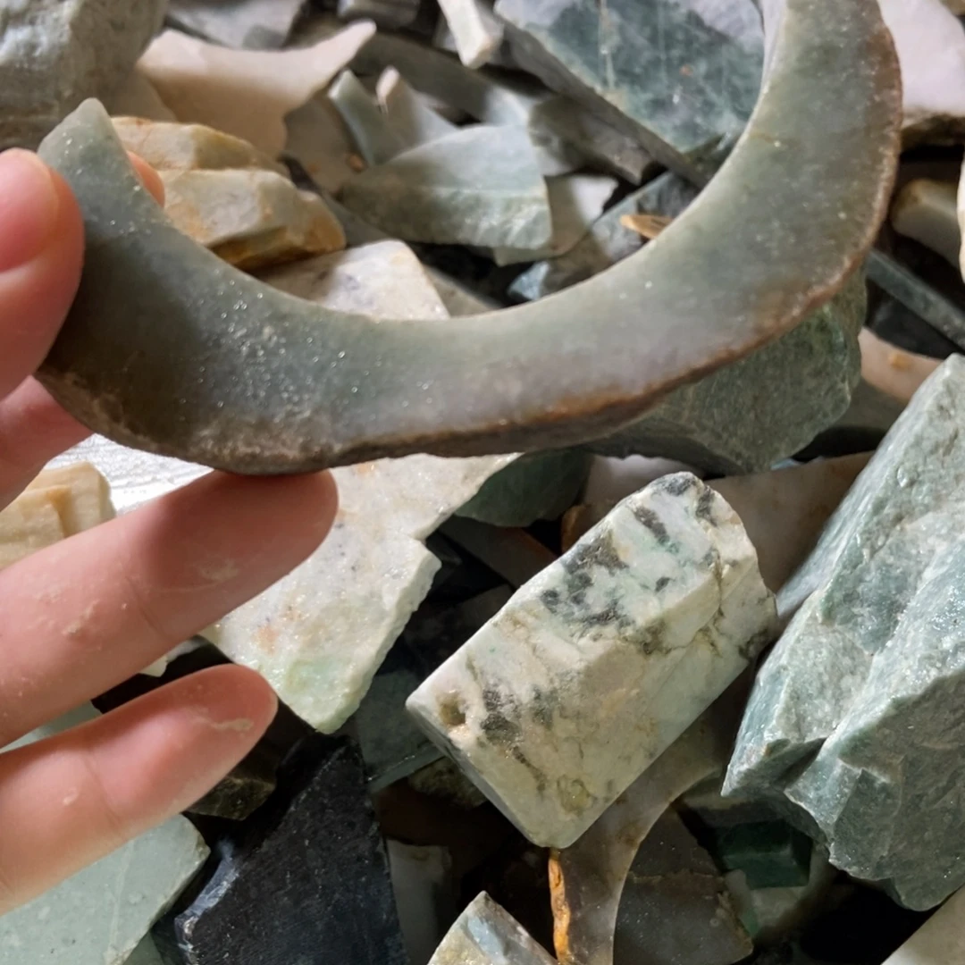 翡翠未镶嵌颈饰天然翡翠